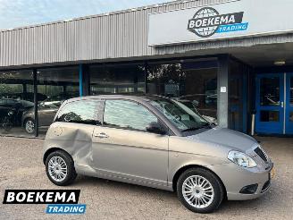 rozbiórka samochody osobowe Lancia Ypsilon 1.4 Oro Airco Two-Tone 2010/3
