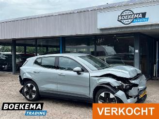 Coche accidentado Volvo EX30 Single Motor Extended Range Core 69 kWh Keyless Navi Climate PDC 2024/5