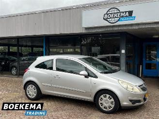 Avarii autoturisme Opel Corsa 1.2-16V Enjoy Trekhaak Metalic 2006/11