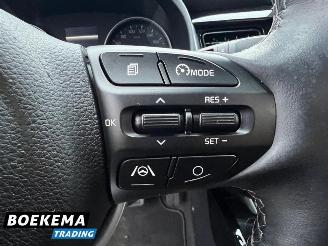 Kia Stonic 1.0 T-GDi MHEV Dynamic Automaat Navigatie Camera picture 34