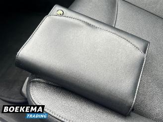 BMW 3-serie 320d Luxury Line Xenon Leer Cruise Navi Stoelverw. picture 28