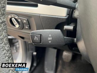 BMW 3-serie 320d Luxury Line Xenon Leer Cruise Navi Stoelverw. picture 23