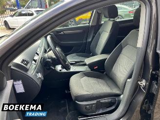 Volkswagen Passat Variant 1.4 TSI Comfortline Aut Pano Climate Cruise PDC picture 15