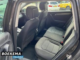 Volkswagen Passat Variant 1.4 TSI Comfortline Aut Pano Climate Cruise PDC picture 16