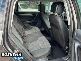 Volkswagen Passat Variant 1.4 TSI Comfortline Aut Pano Climate Cruise PDC picture 18