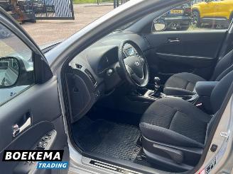 Hyundai I-30 CW 1.6i i-Motion Climate Cruise Trekhaak picture 16