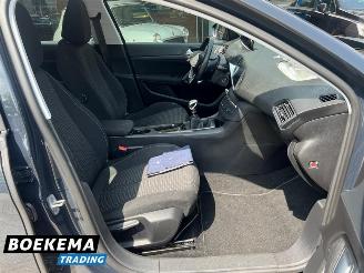 Peugeot 308 SW 1.2 PureTech Blue Lease Navigatie Climate Cruise picture 20