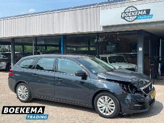 skadebil auto Peugeot 308 SW 1.2 PureTech Blue Lease Navigatie Climate Cruise 2019/7