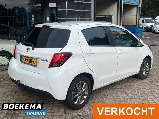 Toyota Yaris 1.3 VVT-i Navigatie Cruise Airco Camera Trekh. picture 2