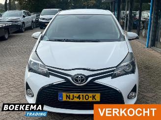Toyota Yaris 1.3 VVT-i Navigatie Cruise Airco Camera Trekh. picture 5