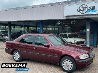 Damaged car Mercedes C-klasse 180 Esprit Trekhaak 1997/1