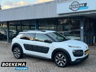 Damaged car Citroën C4 cactus 1.2 PureTech Shine Virtual Navi Climate Cruise PDC 2016/5