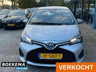 Toyota Yaris 1.5 Hybrid Now Navi Climate Cruise picture 5