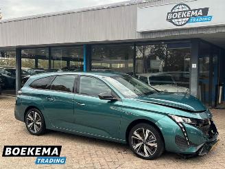 Damaged car Peugeot 308 SW 1.6 Plug-in Hybrid 180 Navi Cruise Climate Trekh. PDC 2023/11