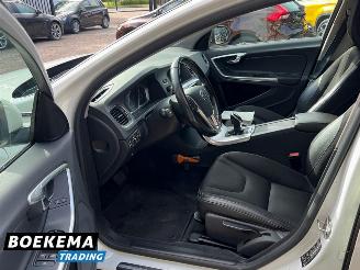 Volvo V-60 2.4 D5 Twin Engine AWD Plug in Hybrid Navi Climate Cruise picture 7