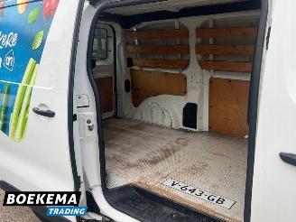 Toyota Proace 1.6 D-4D Cool Comfort 3-Pers Airco Cruise Trekh. picture 21