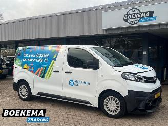damaged commercial vehicles Toyota Proace 1.6 D-4D Cool Comfort 3-Pers Airco Cruise Trekh. 2017/5