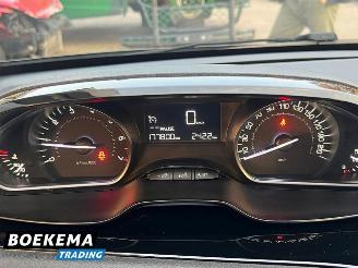 Peugeot 208 1.2 PureTech Blue Lion Navi Airco Cruise PDC Trekh. picture 23