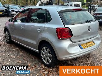 Volkswagen Polo 1.4-16V Highline 5-Deurs Navi Airco picture 3