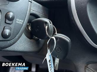 Renault Kangoo 1.5 DCI Comfort Navigatie Airco Cruise PDC Trekhaak Schuifdeur picture 26