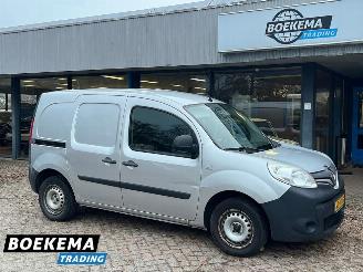 škoda dodávky Renault Kangoo 1.5 DCI Comfort Navigatie Airco Cruise PDC Trekhaak Schuifdeur 2016/1