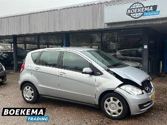 Unfallwagen Mercedes A-klasse A160 Business 5-Drs Navi Airco PDC Trekh. 2012/2