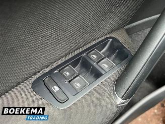 Volkswagen Golf 1.4 TSI GTE Led Navi Cruise PDC Trekhaak picture 21