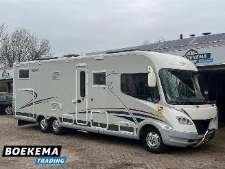 Schade camper Frankia  I840GD 3.0 JTD Levelsysteem Luifel Garage Oven Airco Schotel Zonnepaneel 2008/6