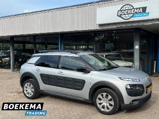 damaged passenger cars Citroën C4 cactus 1.2 PureTech Shine Navi Climate Cruise PDC 2017/4