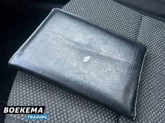 Skoda Octavia Combi 1.6 TDI DSG Business Climate Navi Cruise PDC picture 21