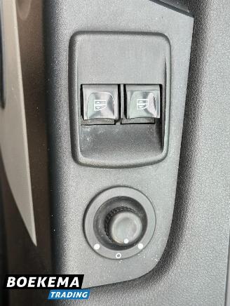 Renault Trafic 1.6 DCI T29 L2 Comfort Energy Navigatie Airco PDC Trekhaak Schuifdeur picture 8