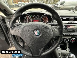Alfa Romeo Giulietta 1.6 JTDm Distinctive Leer Climate PDC Trekhaak Cruise picture 14