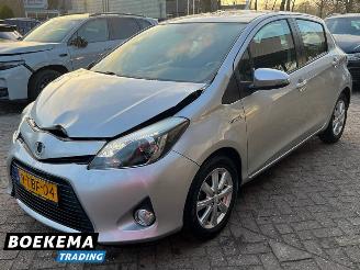 Toyota Yaris 1.5 Full Hybrid Aspiration Navi Climate Cruise Camera picture 4