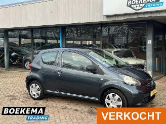 škoda osobní automobily Toyota Aygo 1.0-12V 2006/7