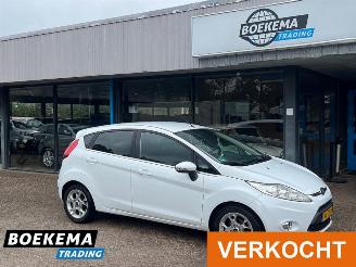 krockskadad bil auto Ford Fiesta 1.6 TDCi Titanium Xenon Climate Cruise PDC 2012/10