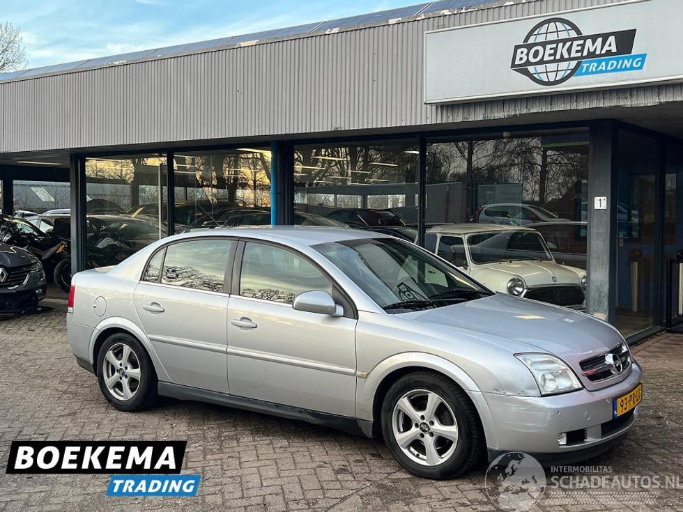 Opel Vectra 2.2 16V Elegance 155PK Aut Cruise PDC Trek.