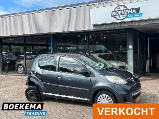 Schadeauto Peugeot 107 1.0-12V XS Airco 5-Deurs 2010/7