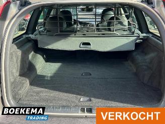 Volvo Xc-70 2.4 T Comfort Line 200 PK Leder Airco Cruise Trekh. picture 19