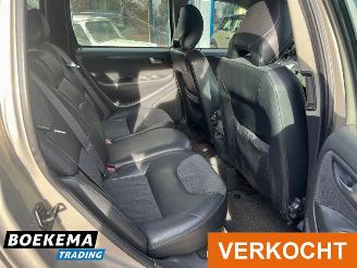 Volvo Xc-70 2.4 T Comfort Line 200 PK Leder Airco Cruise Trekh. picture 20