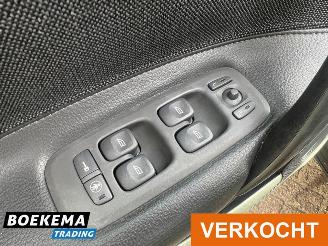 Volvo Xc-70 2.4 T Comfort Line 200 PK Leder Airco Cruise Trekh. picture 23