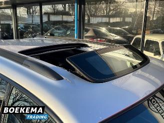 Subaru Outback 2.5i 4WD Comfort Pano Navi Climate Cruise Stoelverw. Trekh. picture 11