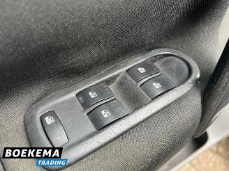 Renault Grand-scenic 1.6 16V Dynamique 7-Pers Climate Cruise picture 22