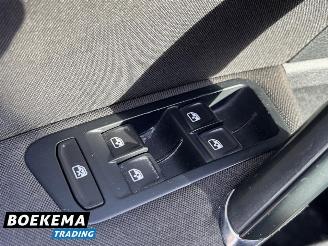 Volkswagen Golf 1.0 TSI Connected Navi Camera Cruise PDC picture 22