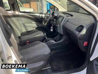 Peugeot 108 1.0 e-VTi Active 5-Drs Navi Airco Camera picture 19