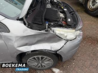 Peugeot 2008 1.2 PureTech Automaat Navigatie Cruise NAP! picture 10