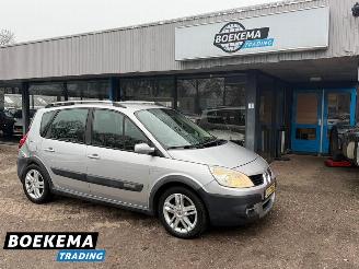 Damaged car Renault Scenic 2.0 16V Conquest Navigatie Climate Cruise 2008/5