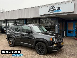 Vaurioauto  passenger cars Jeep Renegade 1.4 MultiAir Longitude Stoel-Stuurverwarming Massage Navigatie Clima 2016/8
