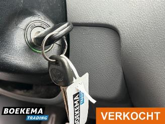 Toyota Avensis-verso 2.0i Linea Luna 6-Persoons Airco Cruise picture 24