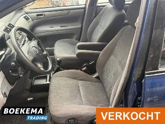 Toyota Avensis-verso 2.0i Linea Luna 6-Persoons Airco Cruise picture 13