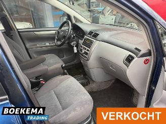 Toyota Avensis-verso 2.0i Linea Luna 6-Persoons Airco Cruise picture 19